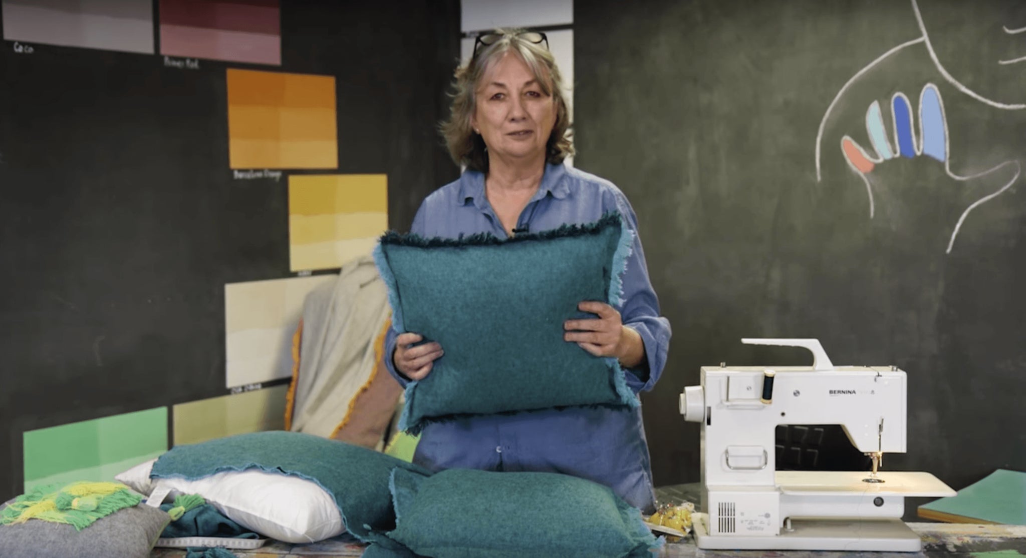 How to create a tassel fringed cushion using Annie Sloan Coloured Linens - Twenty Six