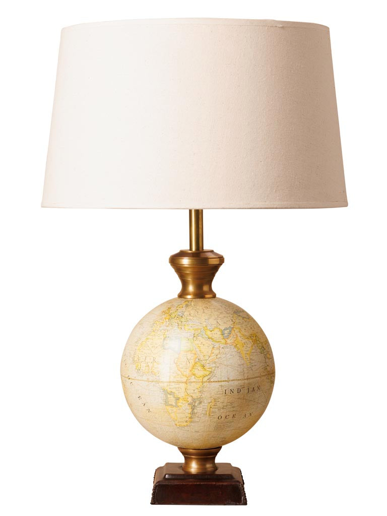 Table lamp with globe