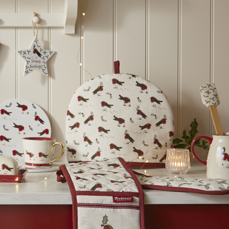 Cooksmart Robin's Retreat Tea Cosy