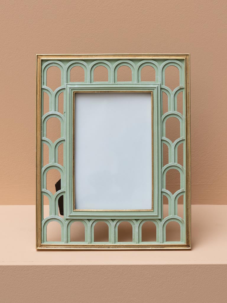 Photo frame with menthol green archs