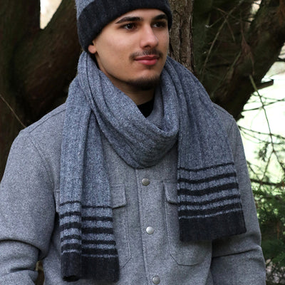 Grey gradient stripe knit scarf for men