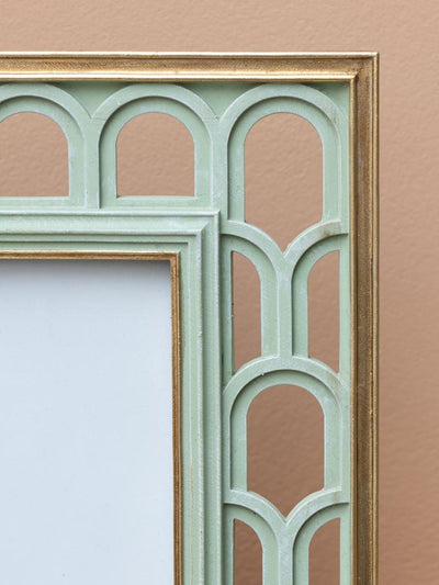 Photo frame with menthol green archs