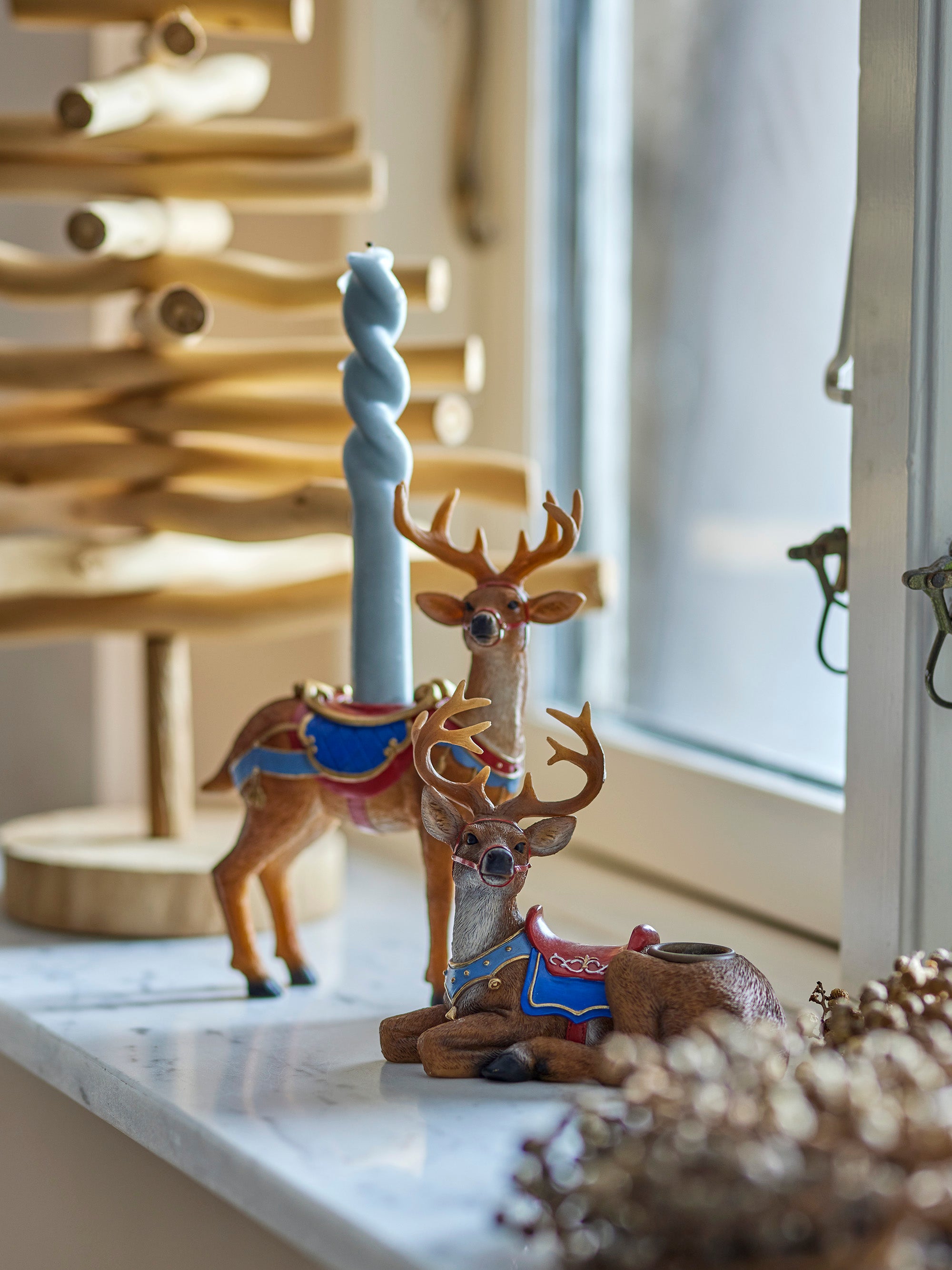 Glory Candle Holder, Brown, Polyresin