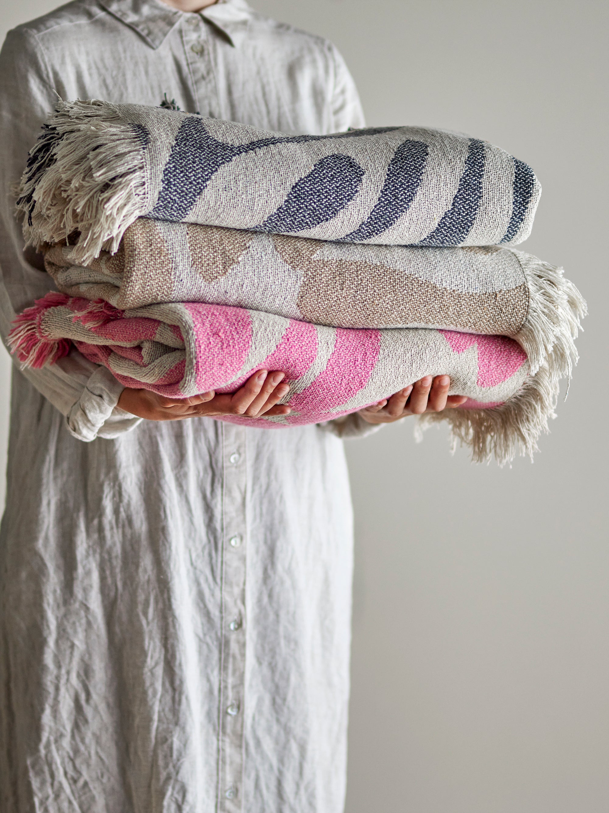 Alk Throw, Rose, Recycled Cotton
