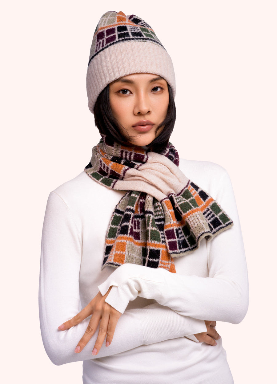 Dani Scarf, Damson Mix