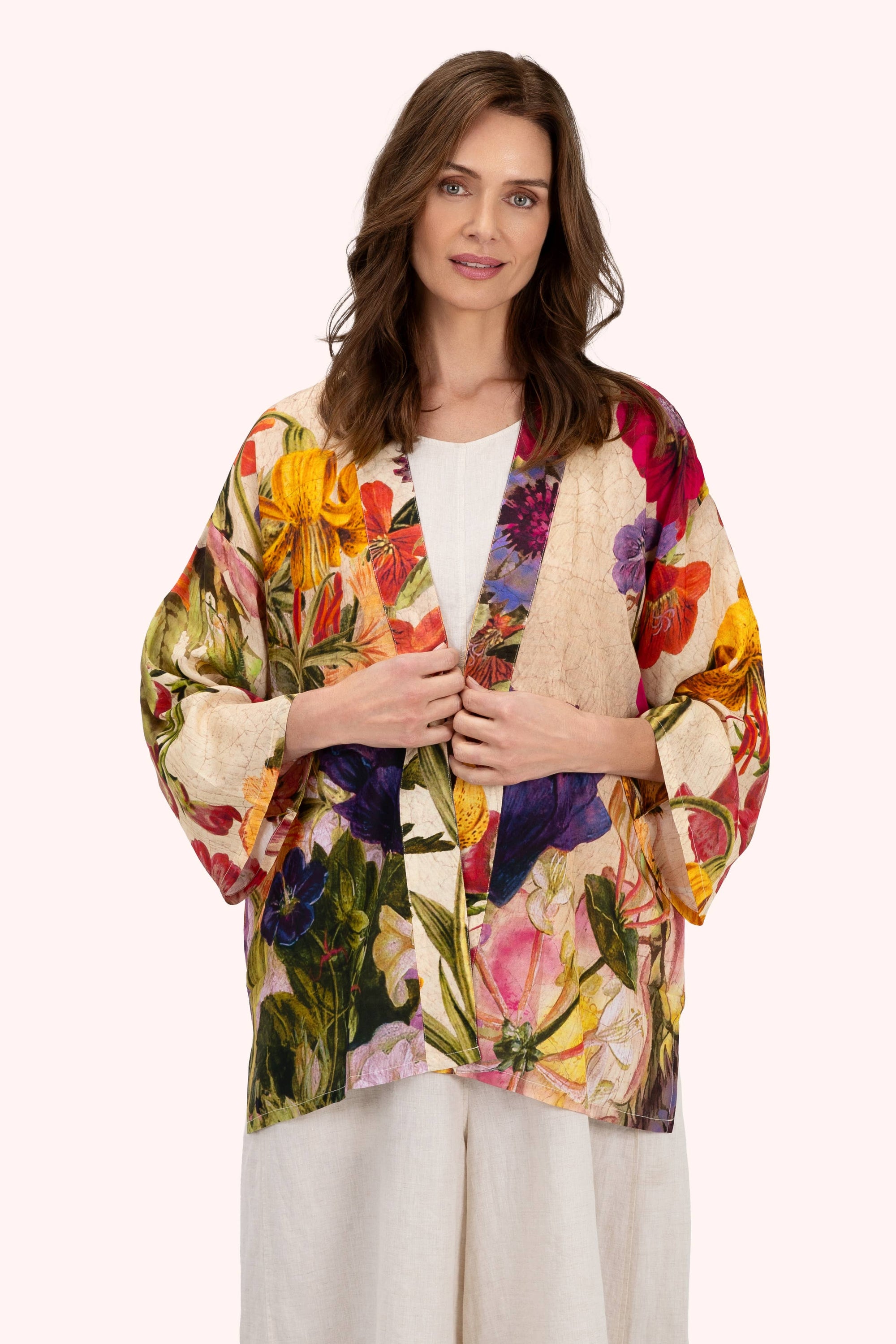 Mid-Length Kimono - Cream Posy