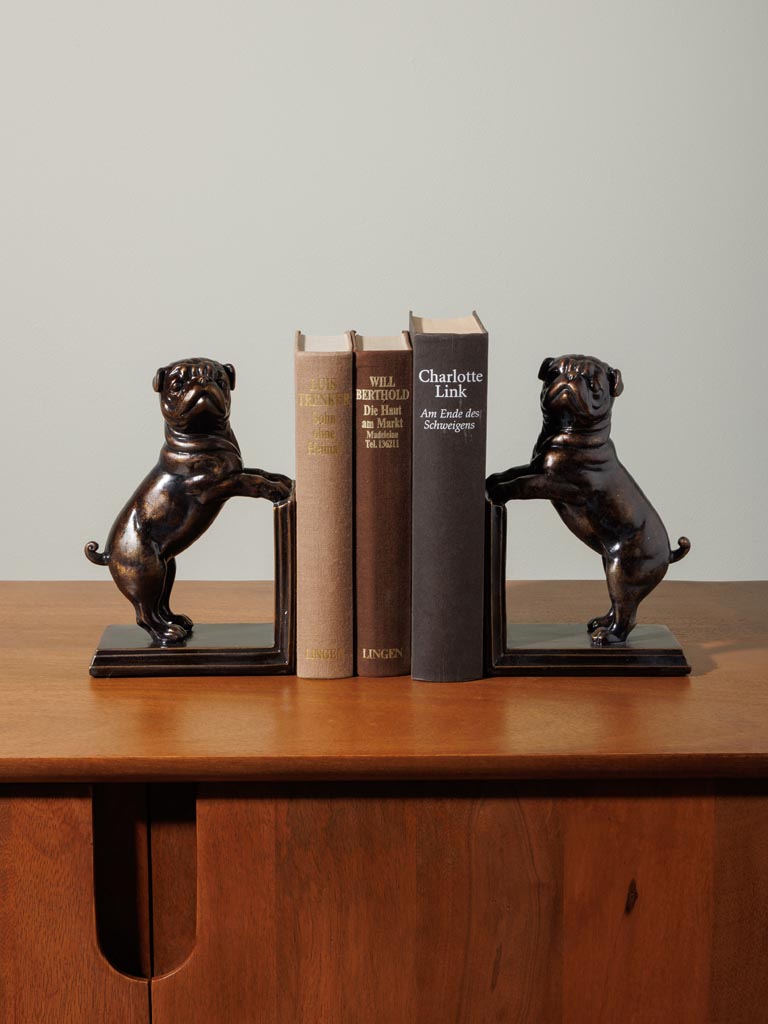 Standing dog bookends