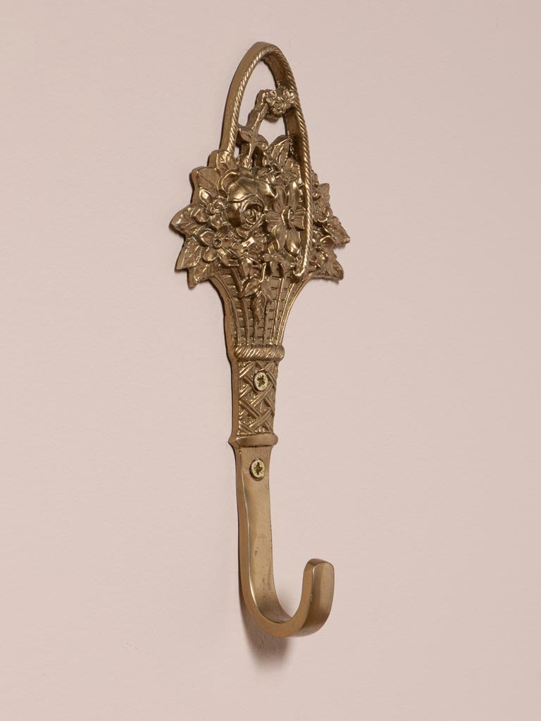 Golden metal floral bouquet hook