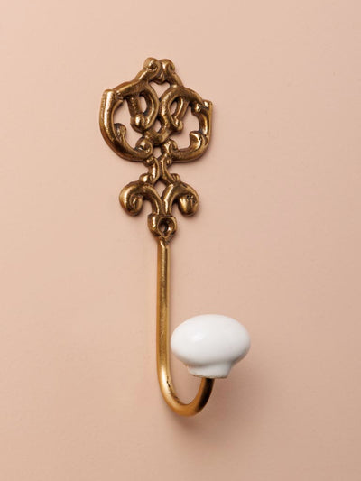 Hook Arabesque