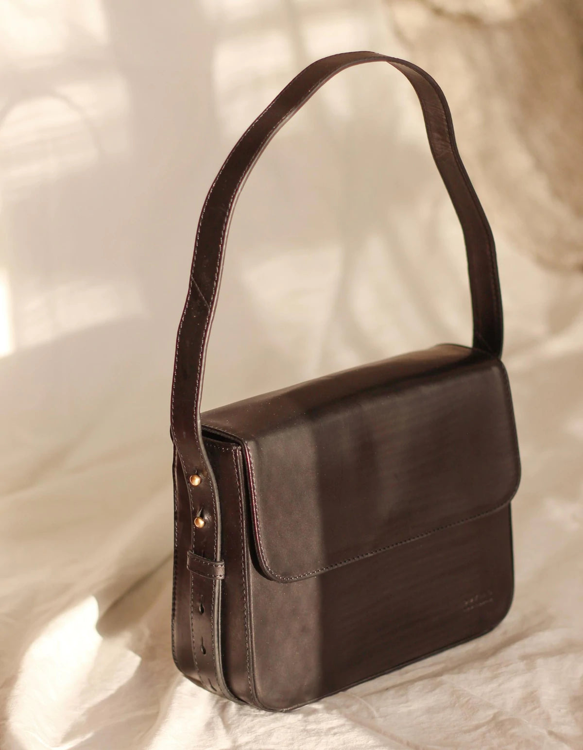 Gina Bag in Classic Leather (Black) - Twenty Six