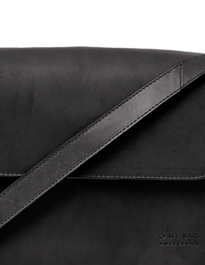 Gina Bag in Classic Leather (Black) - Twenty Six